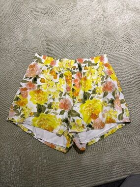 High-Waist Floral Women’s Shorts in Yellow & Peach